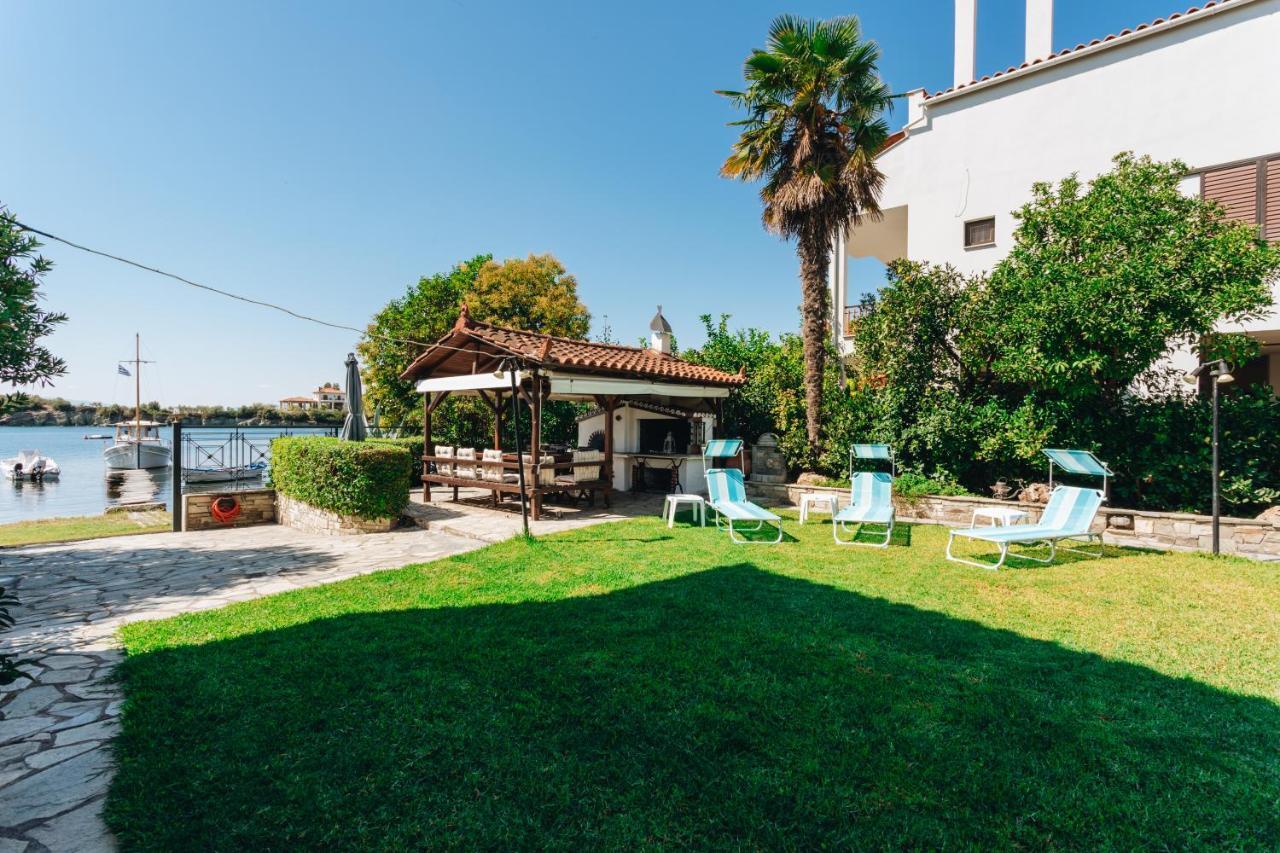 Kesi Beach House Volos Exterior photo